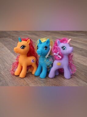 Vintage My Little Pony Fakie Unicorn Bundle Set of 3 China Pony Figures